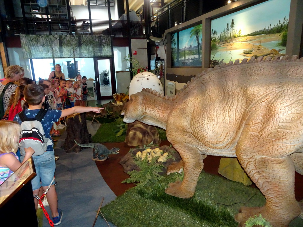 Statue of a Maiasaura with eggs at the Lower Floor of the Museum Building of the Oertijdmuseum