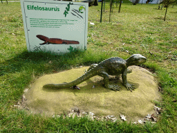 Statue of an Eifelosaurus at the Garden of the Oertijdmuseum, with explanation