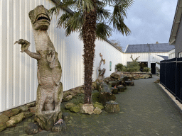 Statue of a Tyrannosaurus Rex at the entrance to the Reptielenhuis De Aarde zoo at the Aardenhoek street