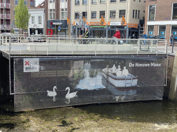 Poster at the Tolbrug bridge at the southwest side of the Haven canal