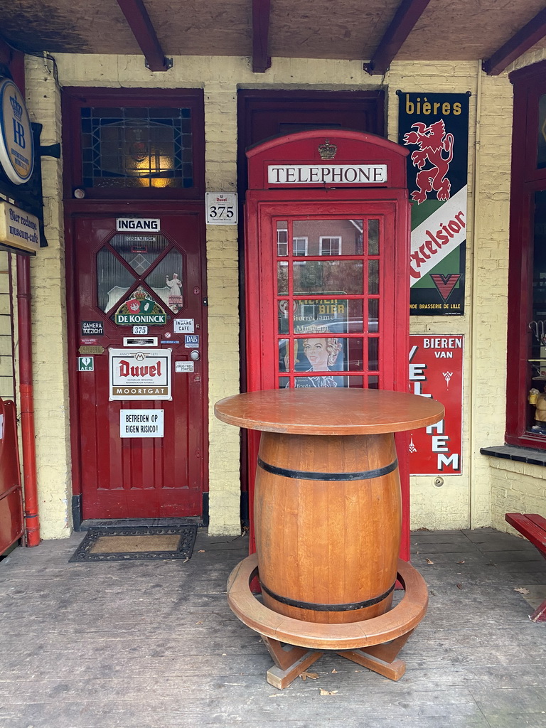 Entrance to the Bierreclame Museum at the Haagweg road