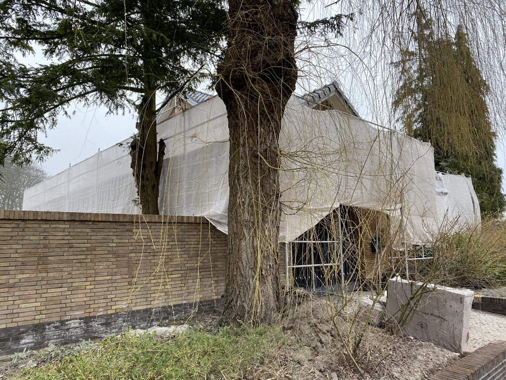 Entrance to the Haagveld cemetery at the Haagweg road, under renovation