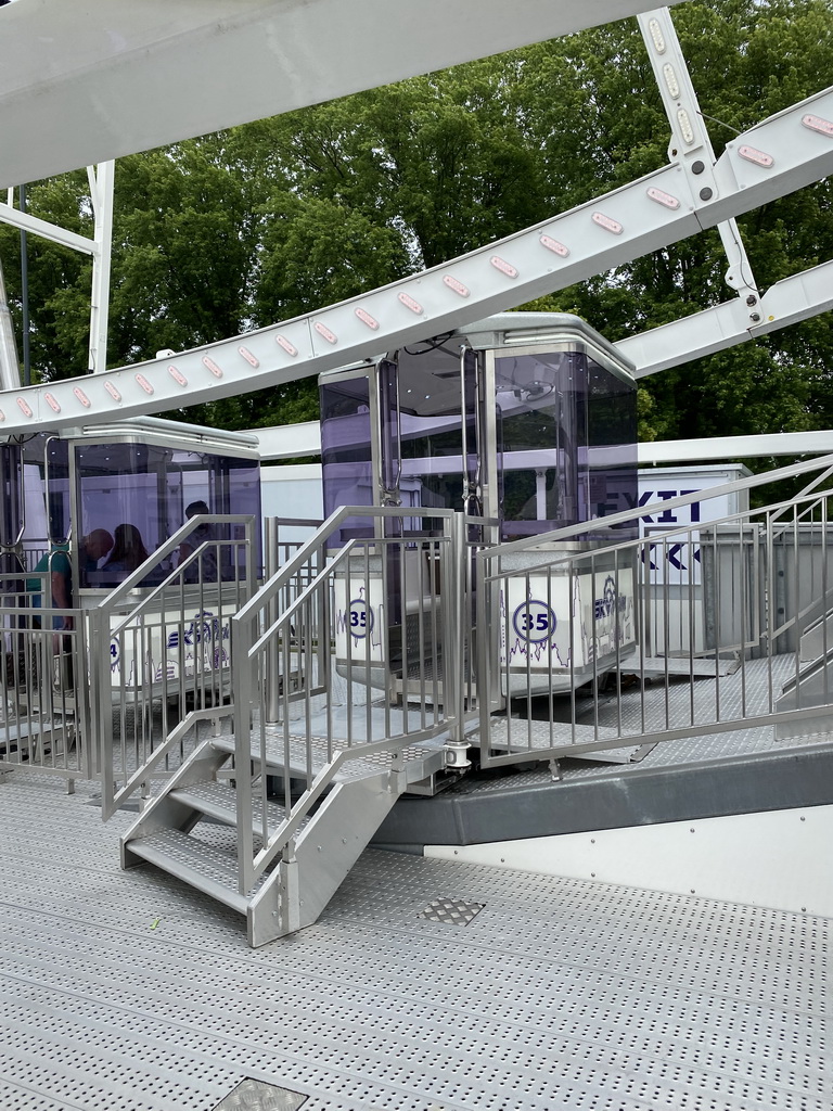 Our capsule at the Smakenrad ferris wheel at the Chasséveld square