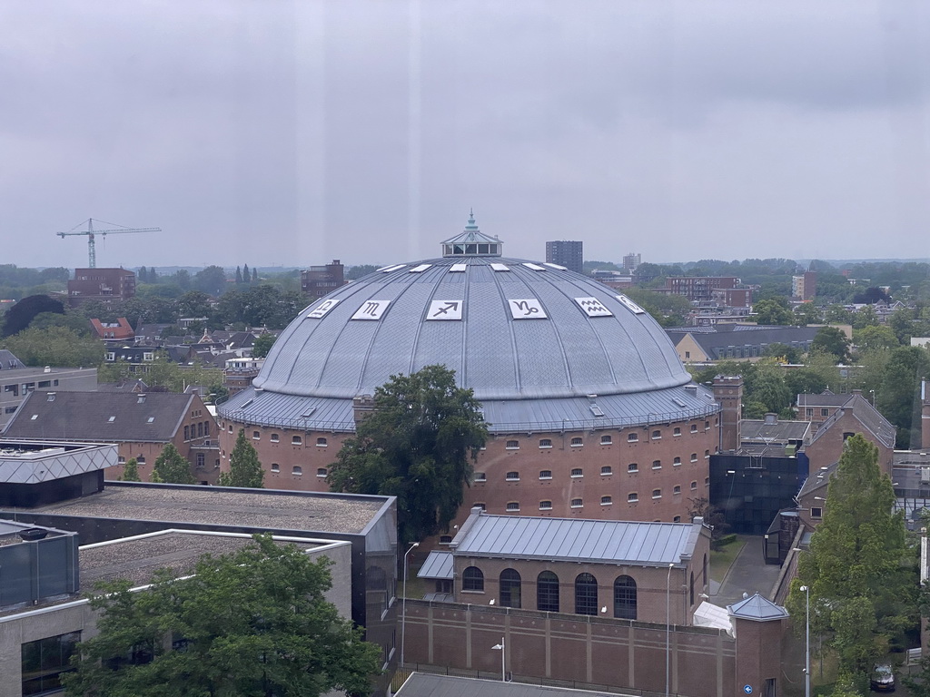 The Koepelgevangenis building, viewed from the Smakenrad ferris wheel at the Chasséveld square