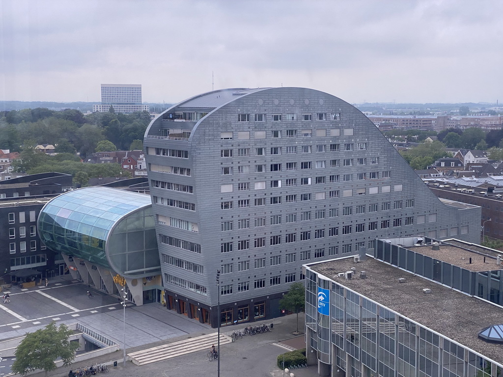 The Chasséveld square with the Turfschip building and the Breda Courthouse, viewed from the Smakenrad ferris wheel