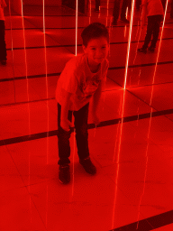 Max at the mirror room at the SuperNova Experience museum