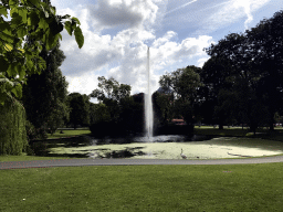 Fountain and swan in the Stadspark Valkenberg