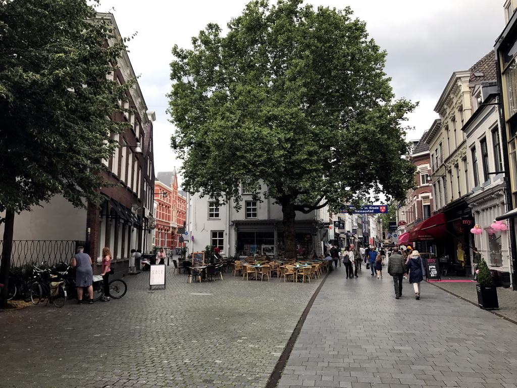 The crossing of the Veemarktstraat street and the Sint Annastraat street