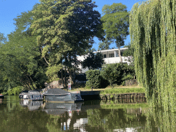 Boats on the Mark river and trees at the Generaal van der Plaatstraat street, viewed from our tour boat