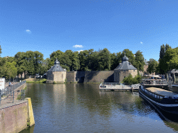 The Nieuwe Mark river and the Spanjaardsgat gate, viewed from the Hoge Brug bridge