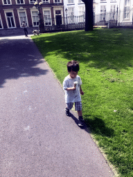 Max with an ice cream at the south entrance to the Stadspark Valkenberg