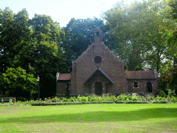breda_5_011 - 451 kb - 1024x768 - Front of the Chapel at the English Garden of Bouvigne Castle Front of the Chapel at the English Garden of Bouvigne Castle