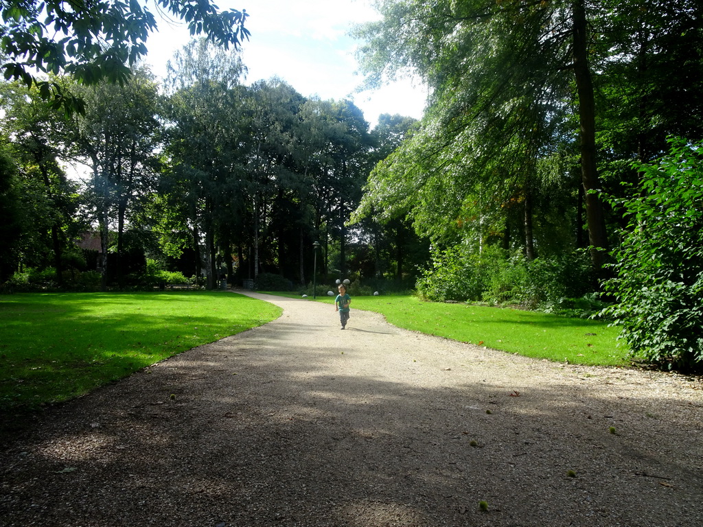 Max at the northeast side of the gardens of Bouvigne Castle