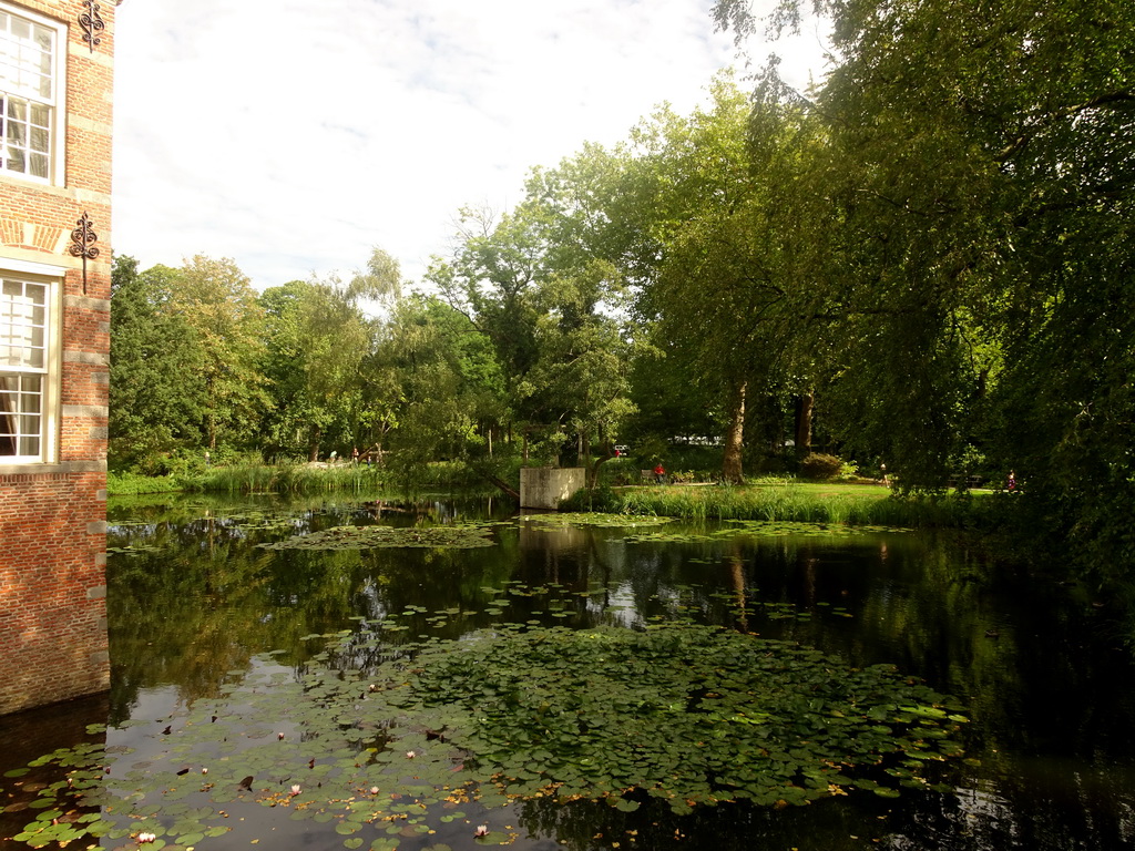 East side of the pond at Bouvigne Castle, viewed from the bridge