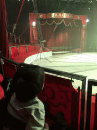 Max looking at the stage of Circus Barones, just before the show