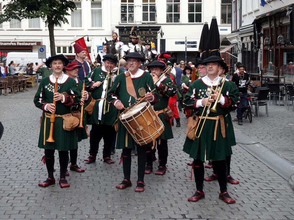 Musicians, knights and horses at the north side of the Grote Markt Square, during the Nassaudag