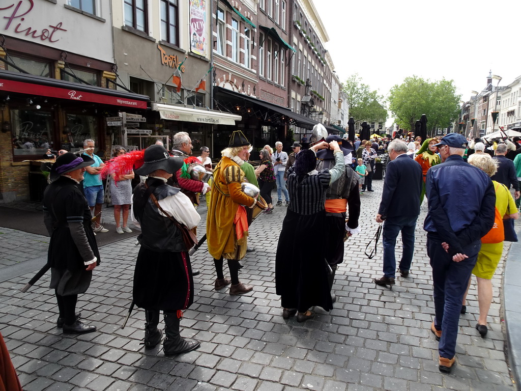 Actors at the north side of the Grote Markt Square, during the Nassaudag