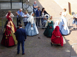 Actors at the Parade square of Breda Castle, viewed from the staircase to the Blokhuis building, during the Nassaudag