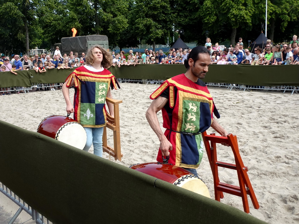 Musicians at the Parade square of Breda Castle, during the Knight Tournament at the Nassaudag