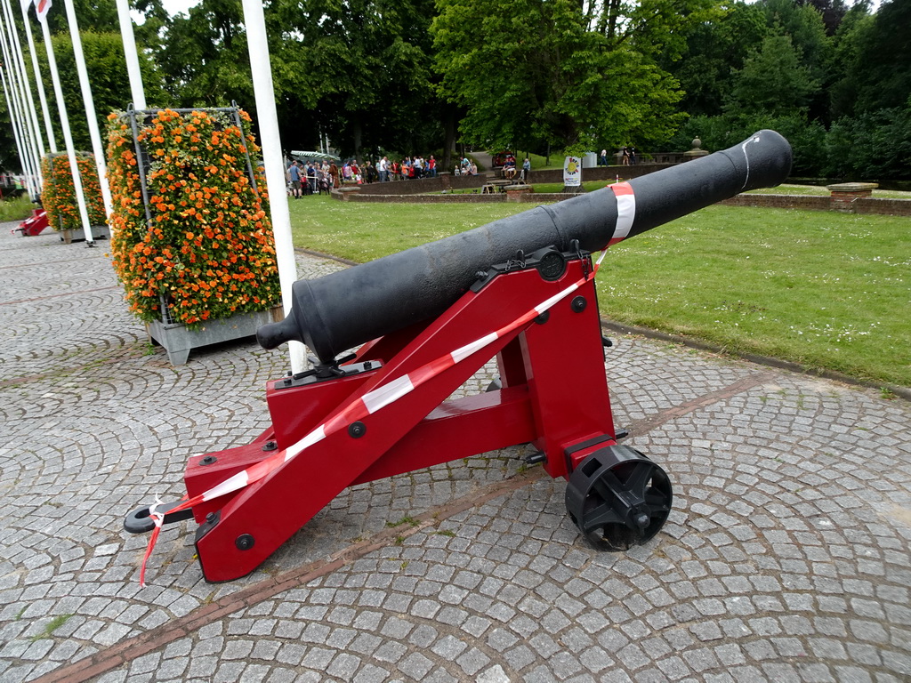 Cannon at the east side of the Parade square of Breda Castle, during the Nassaudag
