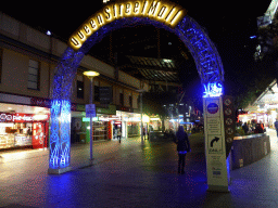 Gate at Queen Street, by night