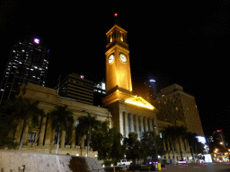 Front of the Brisbane City Hall at the King George Square, by night