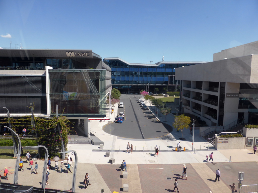 Russell Street with the Queensland Conservatorium of Music of Griffith University, the Queensland Performing Arts Centre and the Brisbane Convention and Exhibition Centre, viewed from the Wheel of Brisbane
