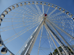 The Wheel of Brisbane, viewed from below
