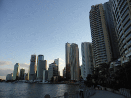 The skyline of Brisbane, the City Reach Boardwalk and the Brisbane River
