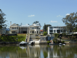 Houses in the Fairfield neighbourhood and the Brisbane River, viewed from the Miramar Koala & River Cruise boat