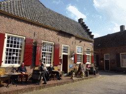 Front of the Herberg de Gouden Leeuw inn at the Bovenstraat street