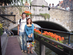 Tim, Miaomiao and the Nepomucenusbrug bridge over the Dijver canal