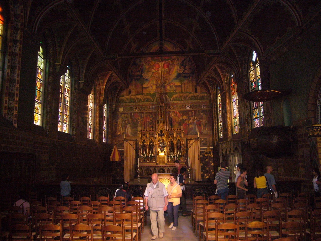 Nave, apse and altar of the Upper Chapel of the Basilica of the Holy Blood