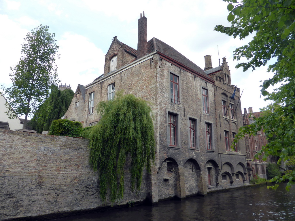 Buildings at the Dijver canal, viewed from the Dijver park