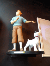 Wax statue of Tintin and Snowy at the entrance to the Beer Wall at the Wollestraat street