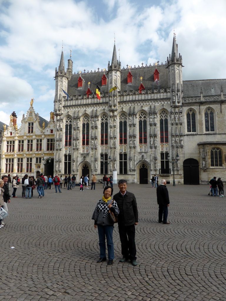 Miaomiao`s parents in front of the City Hall at the Burg square