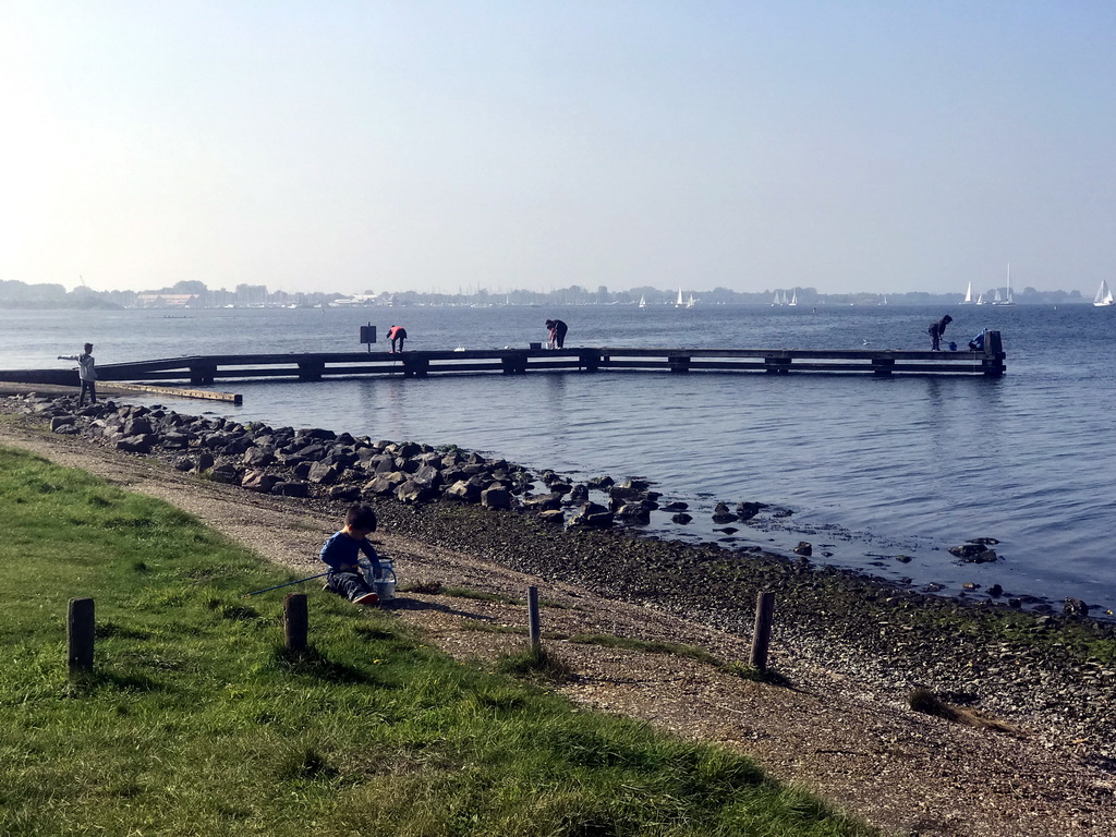 Max in front of a pier at the northwest side of the Grevelingendam