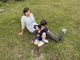 Miaomiao and Max at the northwest side of the Grevelingendam