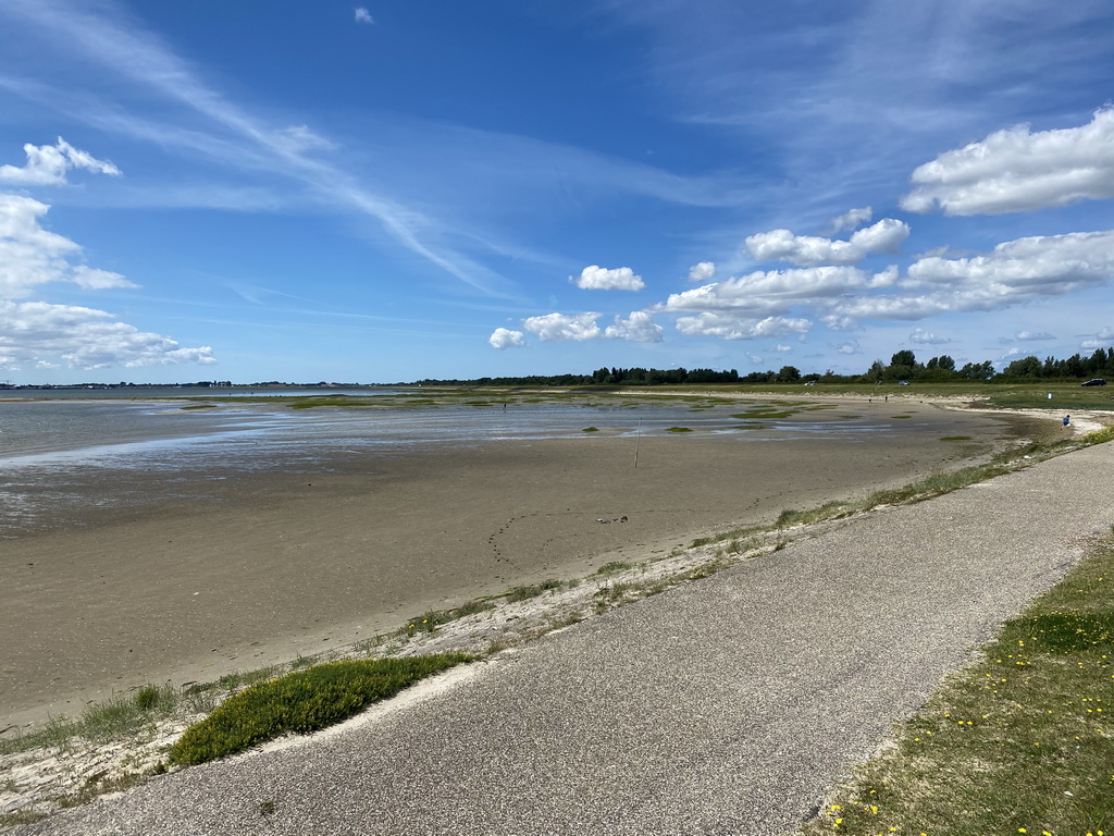 Beach at the southwest side of the Grevelingendam