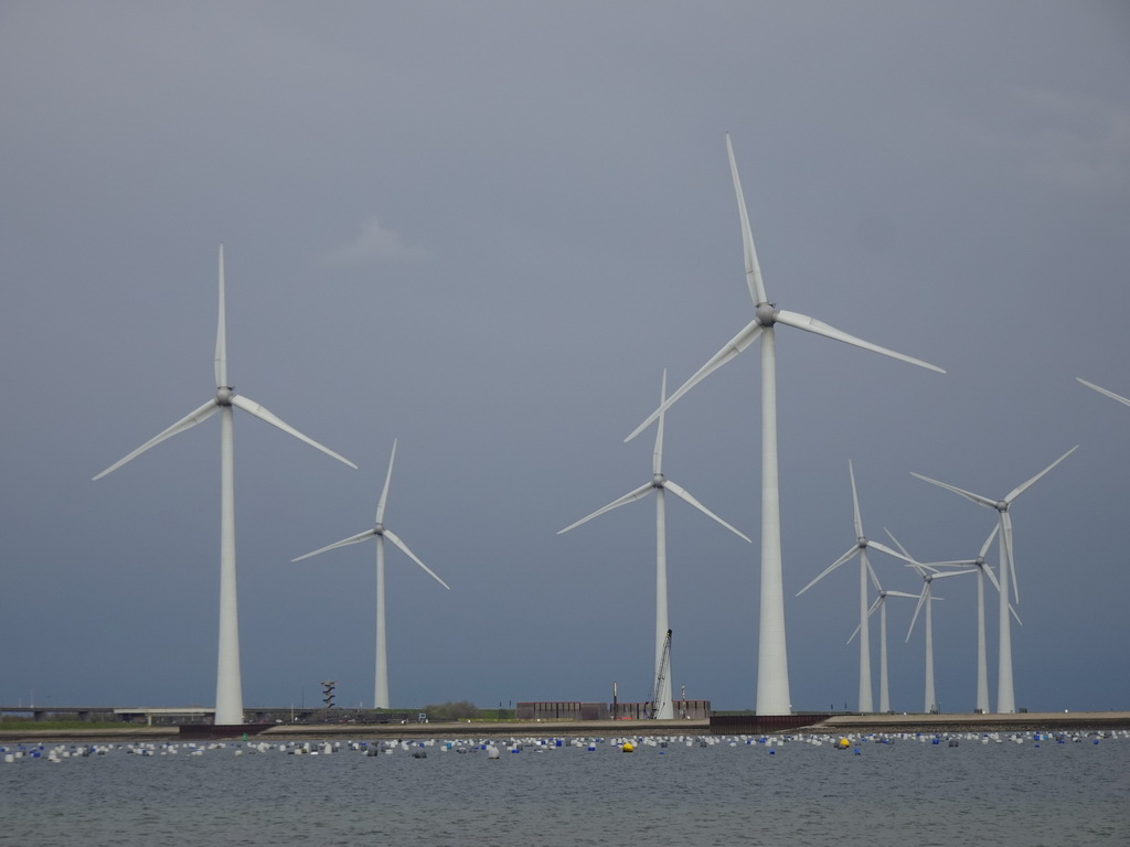 The Krammer lake and windmills at the Krammersluizen sluices, viewed from the beach at the south side of the Grevelingendam