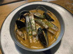 Mussels and Razor Clams at the Bru 17 restaurant