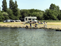 People having a picnic at the northwest side of the Grevelingendam