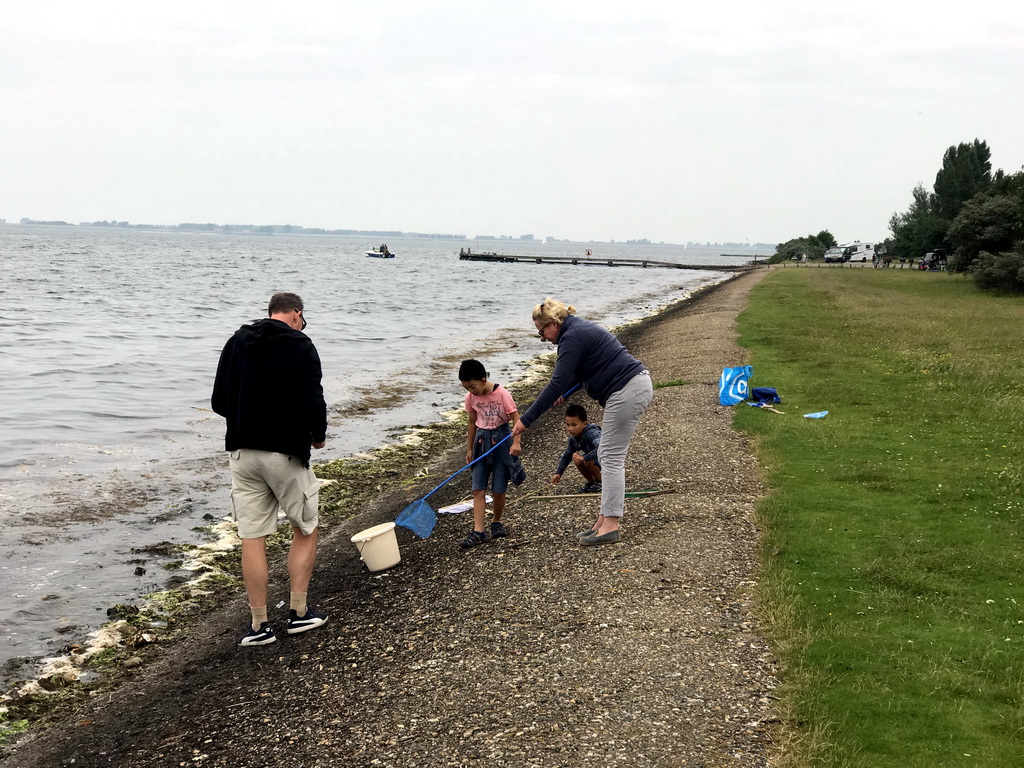 People catching crabs at the northwest side of the Grevelingendam