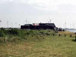 Restaurant Grevelingen and windmills at the southwest side of the Grevelingendam