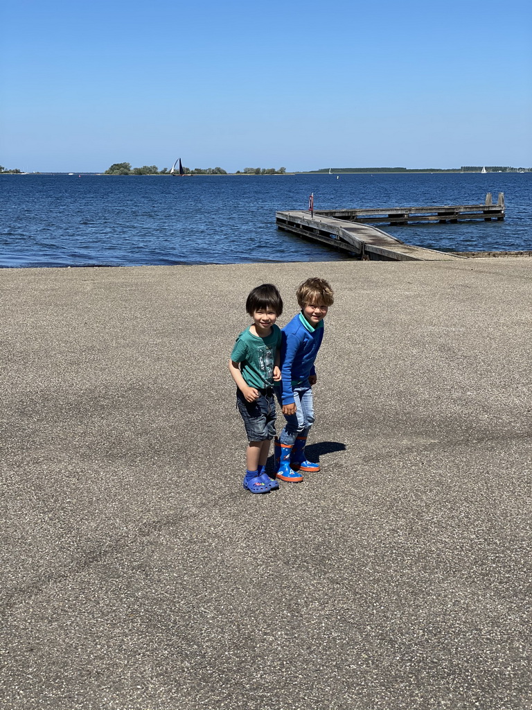 Max and his friend at the northwest side of the Grevelingendam