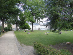 The Egmont Park and the southwest side of the Egmont Palace