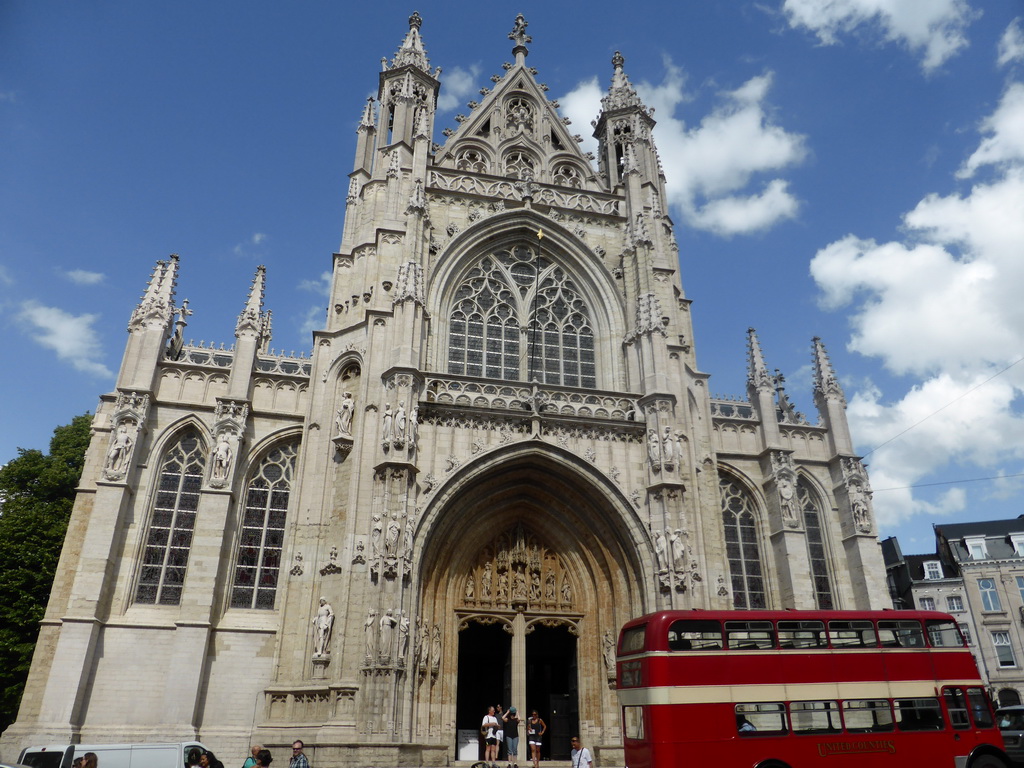 Front of the Église Notre-Dame du Sablon church at the Rue des Sablons street