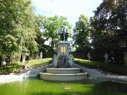 The Fontaine Egmont et de Hornes fountain at the Place du Petit Sablon square