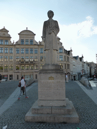 Statue of Queen Elisabeth at the Place de l`Albertine square