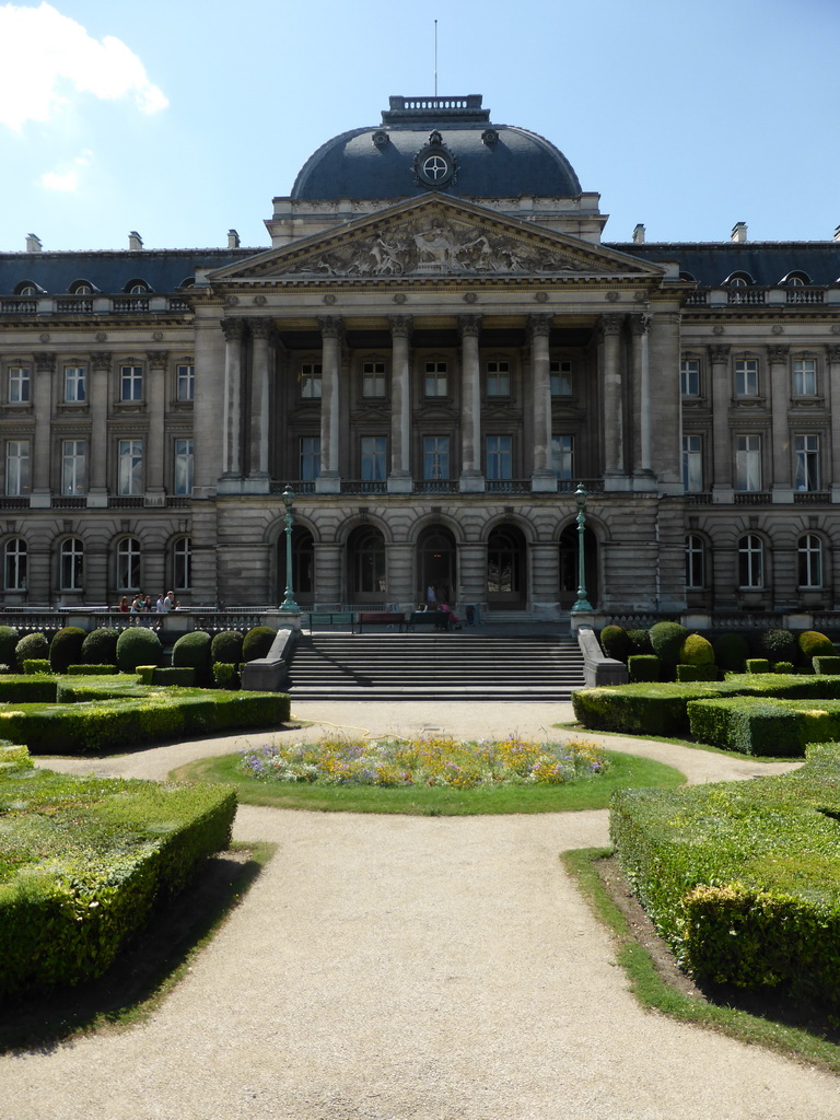 Front of the Royal Palace of Brussels at the Place des Palais square